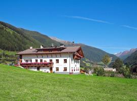 Obermairhof, hotel with parking in San Giacomo