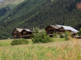 Oberhabererhof, hotel dengan parkir di Santa Maddalena in Casies