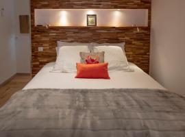 Relais Des Alpes, hotel met parkeren in Guillaumes