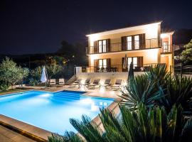 Villa Dalmatica save 15 percent on Split-villas com, hotel in Split