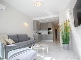 Luxury Apartments in first beach line with pool
