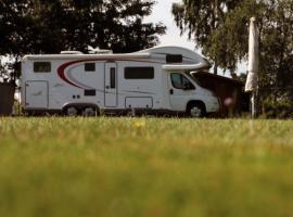 Erlebniscamping Lausitz - Campingplatz Ortrand / Camping Dresden, hotel with parking in Ortrand