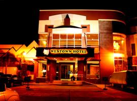 MO2 Westown Hotel - Mandalagan