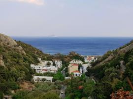 Iasonas Rooms, hotel em Agios Kirykos