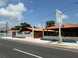 Pousada Ipê, hotel u gradu 'Salinópolis'