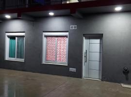 Complejo EL ANGEL, ξενοδοχείο σε Río Colorado