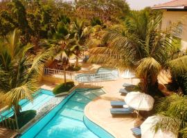 Les Flamboyants, hotel in Saly Portudal