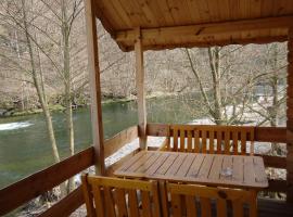 Dirbach Plage Parc, hotel in Dirbach