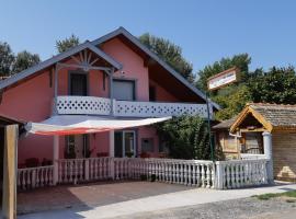Villa Anna: Palić şehrinde bir kiralık sahil evi