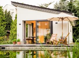 Haus am See - Meerbusch / D&uuml;sseldorf, h&oacute;tel me&eth; sundlaugar &iacute; Meerbusch