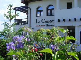 La Conac, porodični hotel u gradu Horezu