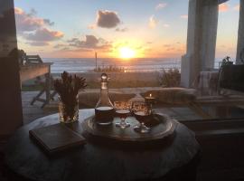 Dreamy Beach Room, casa de hóspedes em Melkbosstrand