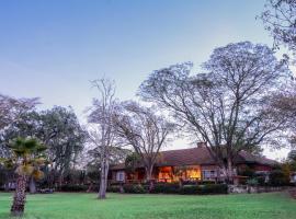 Jacaranda Lake Elementaita Lodge, hotel v destinaci Gilgil