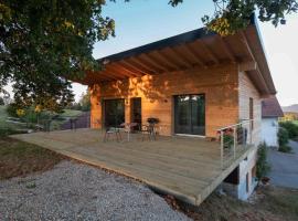 Au Chant du Vent, Bed & Breakfast in Tramelan