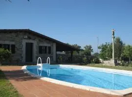 Casa Rústica Piscina, Apartadiño