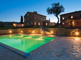 Collerovere Country House, hotel a SantʼAngelo in Pontano