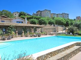 Villa Profidia, hotel with pools in Grutti