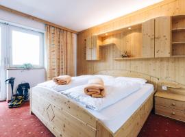 Hotel Sch&ouml;nwies, Hotel in Truden