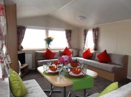 Caravan by the sea Trecco Bay, hotel v destinaci Porthcawl