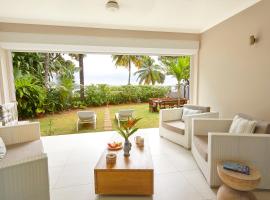 Sables d'Or Luxury Apartments, hotel in Beau Vallon