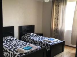 Home in Udabno, hotel v destinaci Udabno