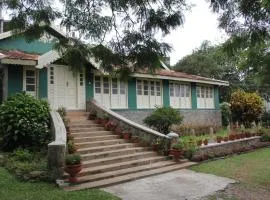 amã Stays & Trails - Fairholme Bungalow ,Yercaud