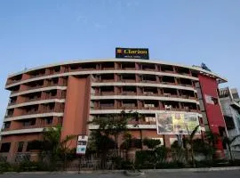 克拉里翁貝拉卡薩機場酒店