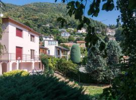 Villa Vittoria - The House Of Travelers, hotel in Cernobbio