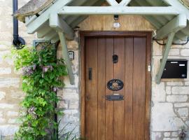 Half-pint Cottage, hotelli kohteessa Stroud