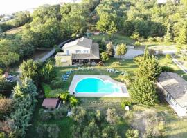 La Tenuta Del Giglio, farm stay in Tavullia