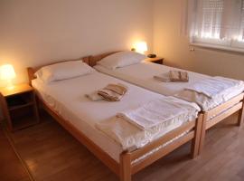 Apartment ENTER, 3 žvaigždučių viešbutis mieste Bania Koviljača