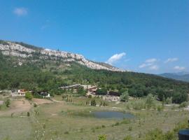 Hotel El Jou, hotel v destinaci Guardiola de Berguedà