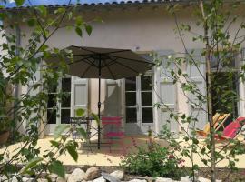 Gîte Maison de l'Abbé, aluguel de temporada em Sorèze