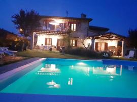 Il Belvederino, bed and breakfast en Brufa