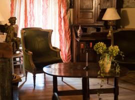 Via Col Tempo, hotel din Pigna