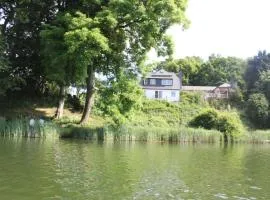 Ferienhaus direkt am Schmalensee