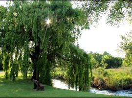 Aqua Terra Guest House, hotell i Lydenburg