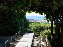 Agriturismo Fattoria Montecontessa, hotel di Genoa