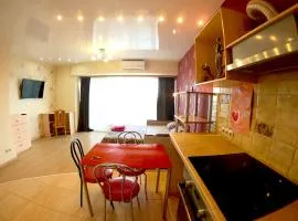 LUX studio river view 24 floor - Kirova 27D