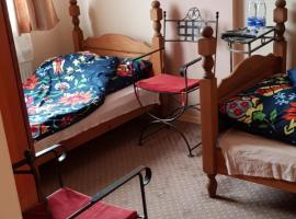 Roadway, hostel σε Kielce