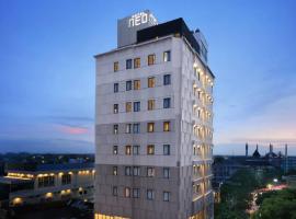 Hotel Neo Gajah Mada Pontianak by ASTON, hotel en Pontianak