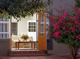 273 Jan Van Riebeeck, hotell i Oudtshoorn