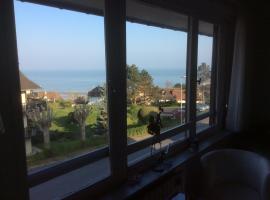 Appartement Vue Mer Benerville-sur-mer, ξενοδοχείο σε Benerville-sur-Mer