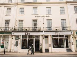 Thomas James Hotel, hotel em Leamington Spa