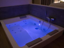 Ker spa, gite avec spa privatif dans la chambre, hotel in Dol-de-Bretagne