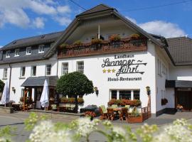 Landhaus Lenneper-Führt, hotel v mestu Kirchhundem