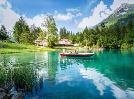 Hotel & Spa Blausee, hotell i Blausee