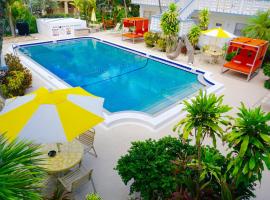 Club Lux Resort By The Beach, hotel di Deerfield Beach