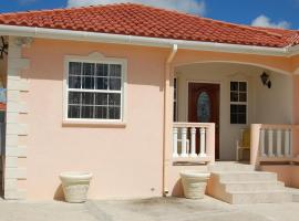 Plover Court Apartments, beach rental sa Christ Church