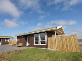 Blue View Cabin 5A With private hot tub, Ferienhaus in Reykholt